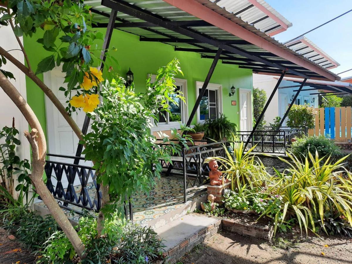 Fancy Carp Resort Cha-Am Ngoại thất bức ảnh