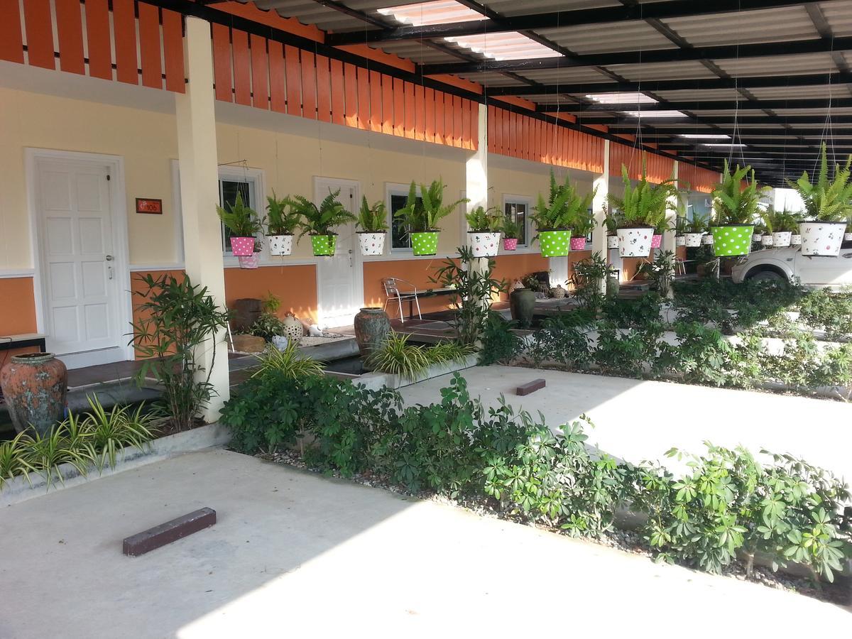 Fancy Carp Resort Cha-Am Ngoại thất bức ảnh