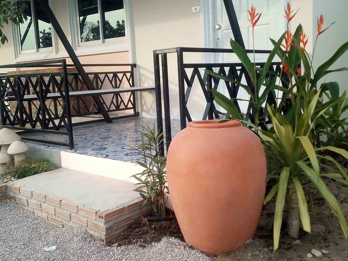 Fancy Carp Resort Cha-Am Ngoại thất bức ảnh