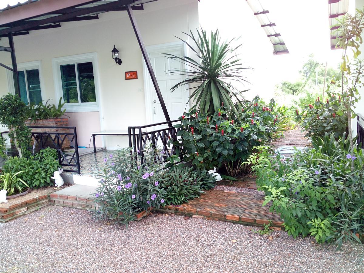 Fancy Carp Resort Cha-Am Ngoại thất bức ảnh