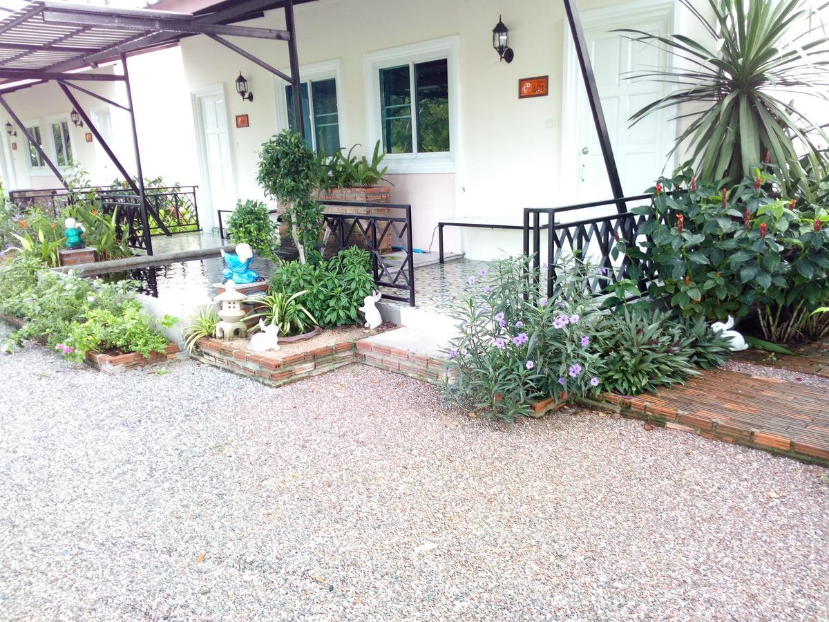 Fancy Carp Resort Cha-Am Ngoại thất bức ảnh