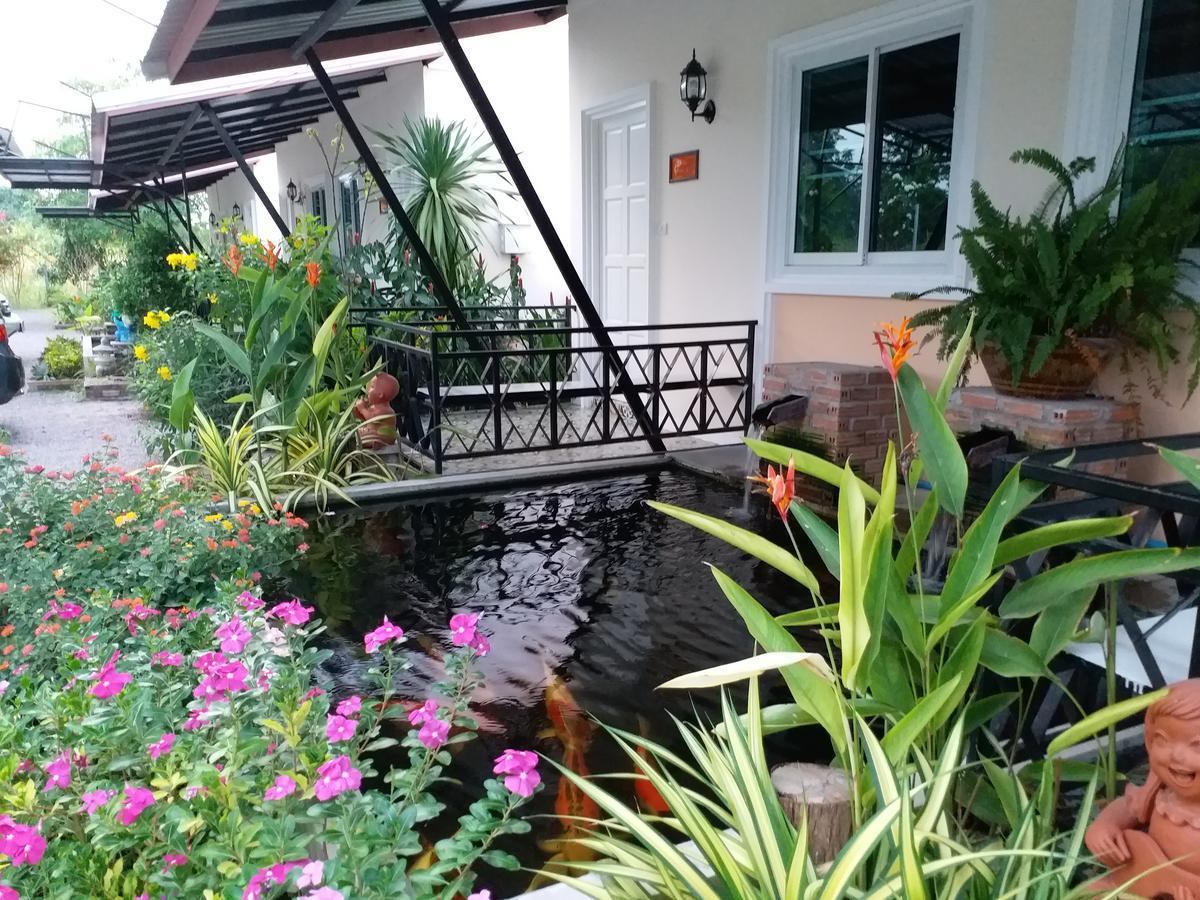 Fancy Carp Resort Cha-Am Ngoại thất bức ảnh
