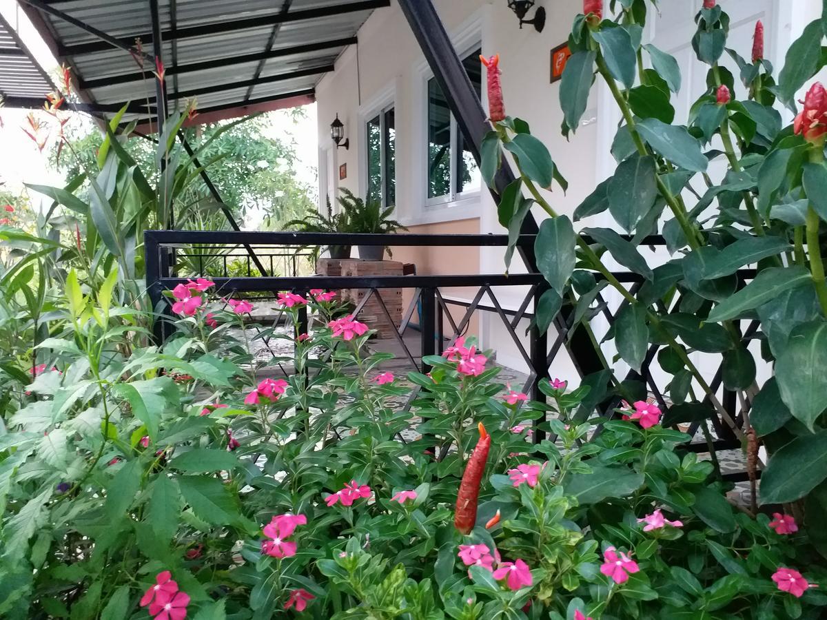 Fancy Carp Resort Cha-Am Ngoại thất bức ảnh